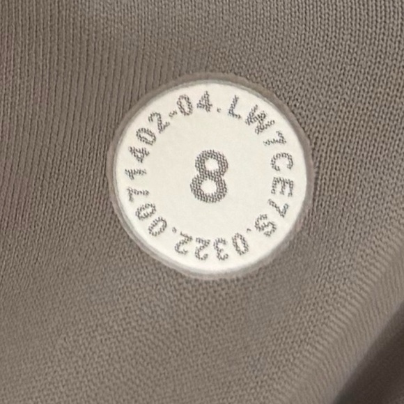 Lululemon Base Pace High Rise Reflective Shorts 8" In Gull Grey Size 8 - Picture 5 of 5